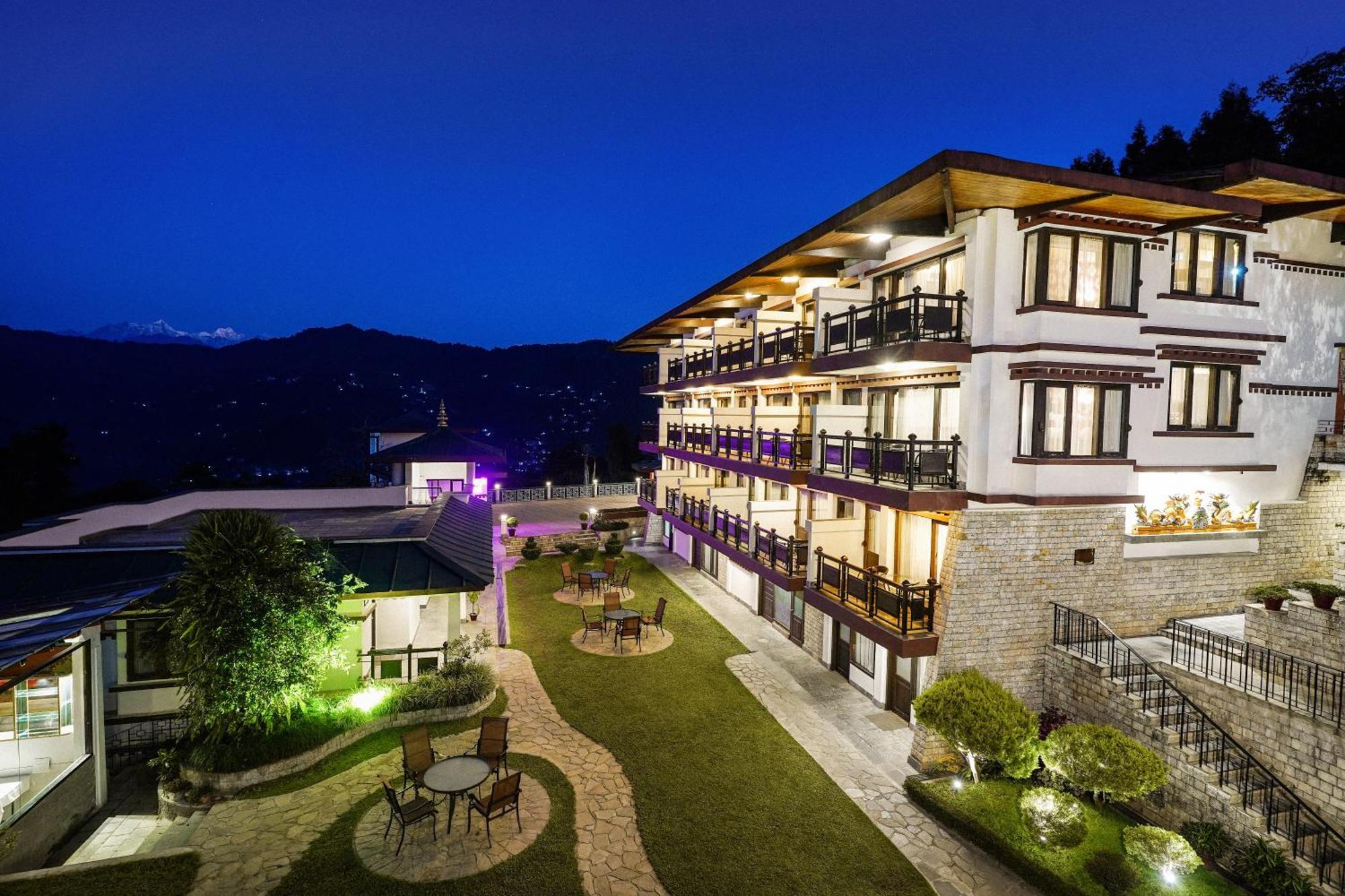 Denzong Regency- Luxury Mountain Retreat Spa & Casino Gangtok Exteriör bild