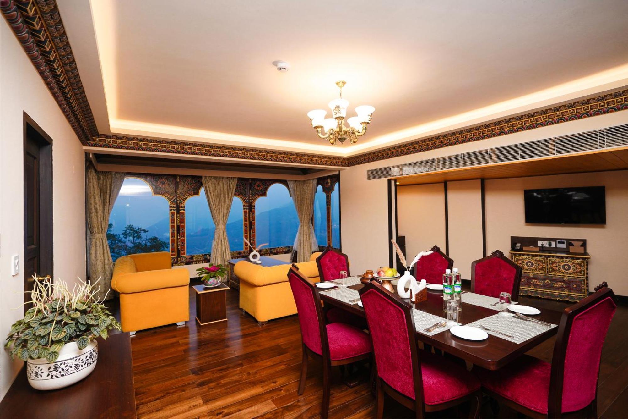 Denzong Regency- Luxury Mountain Retreat Spa & Casino Gangtok Exteriör bild